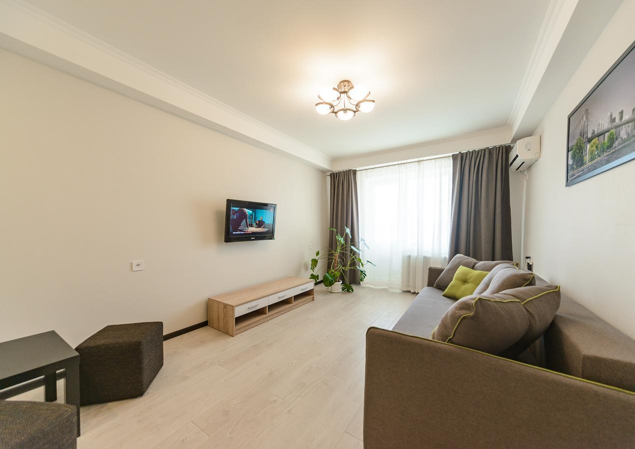 ARTAL Apartment on Iordanskaya 22 Kiev Exteriör bild