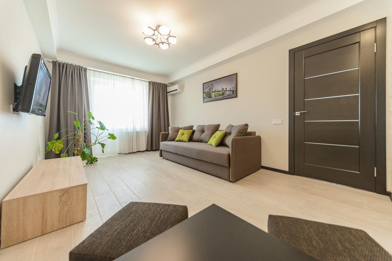 ARTAL Apartment on Iordanskaya 22 Kiev Exteriör bild