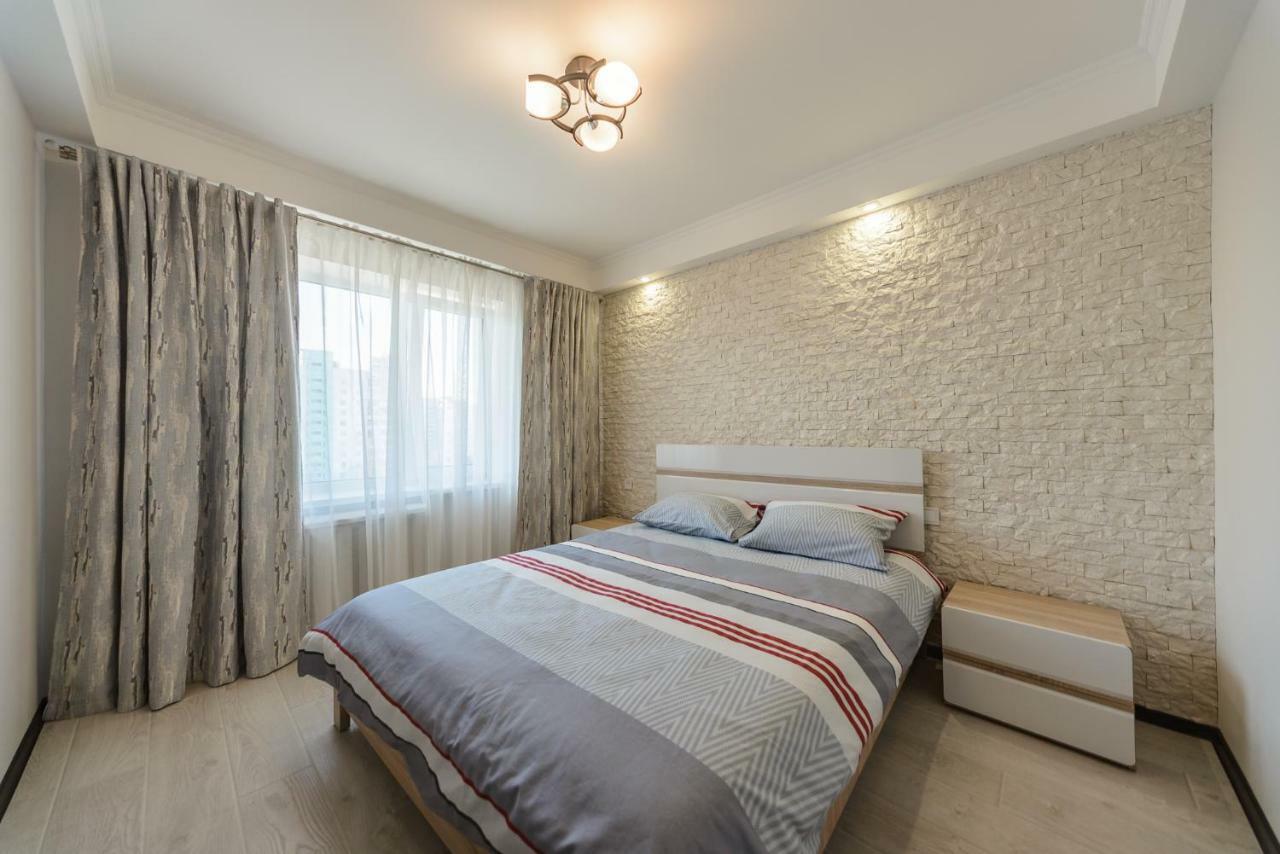 ARTAL Apartment on Iordanskaya 22 Kiev Exteriör bild