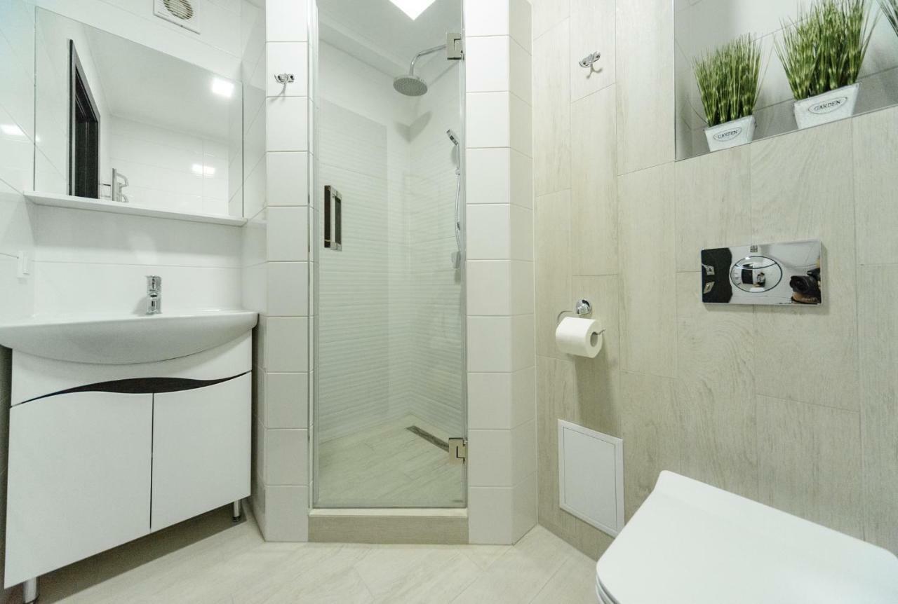 ARTAL Apartment on Iordanskaya 22 Kiev Exteriör bild